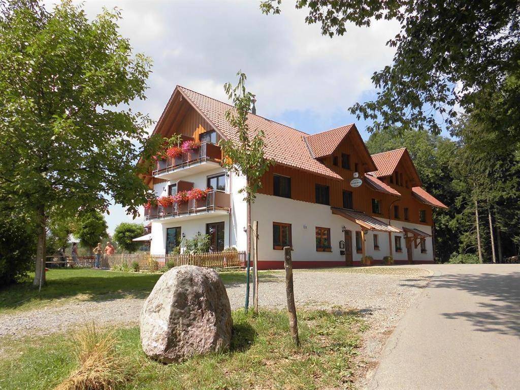 Gasthof Gruener Baum "Kongo" Amtzell エクステリア 写真